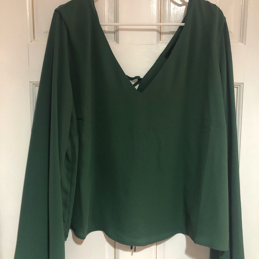 *brand new* Forever 21 Top